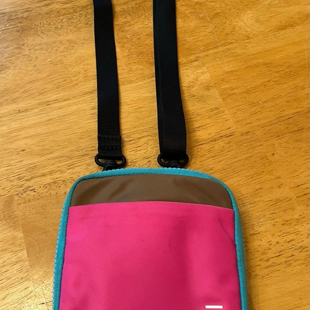 Lululemon Athletica Pink and Blue Crossbody Bag Stylish and Compact - Picture 2 of 7